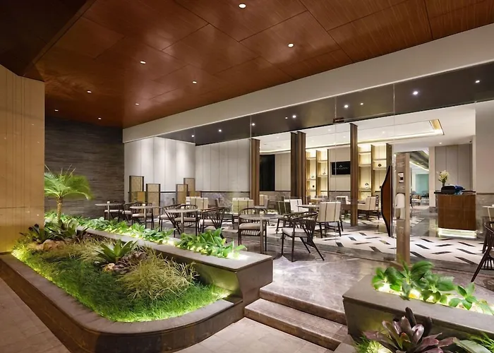 Royal Malioboro By AstonHotel Jogja